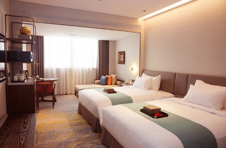 Dong Fang Hotel
